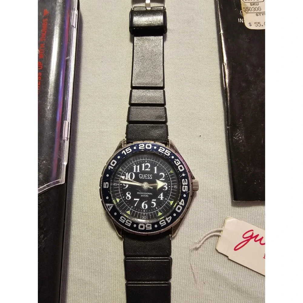 Guess Watch Black Rubber Diver Style Vintage 1991 Georges Marciano